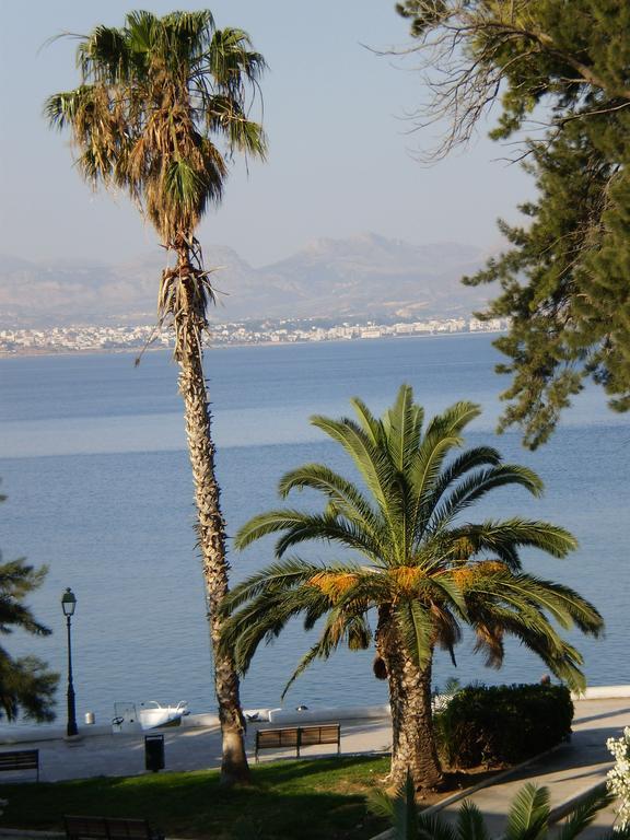 Anthemio Aparthotel Loutraki  Room photo